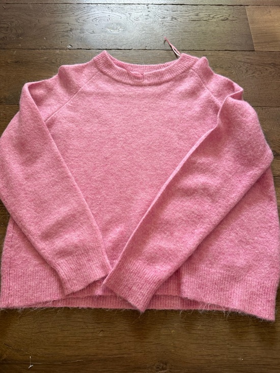 Zara Sweaters - Zara Classic Pink Crewneck Women's Sweater